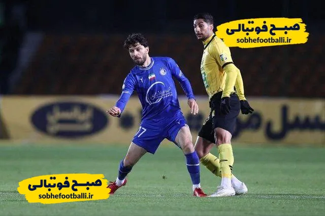 بازی بزرگ استقلال و سپاهان با حضور انبوه تماشاگران