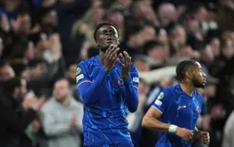 شیر&zwnj;های لندن با وجود شکست صعود کردند