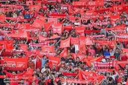 فوری:باشگاه تراکتور از حضور هواداران مرد محروم شد!