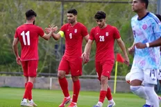 مهدی طارمی در لباس قرمز ایران