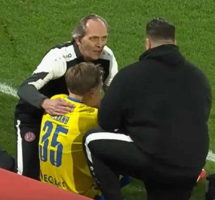 مصدومیت فلیکس وایناند دروازه‌بان اسن