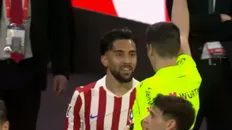 کارت قرمز گونزالز مقابل بارسلونا