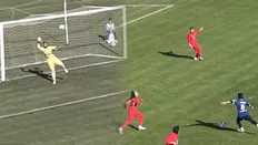 تصویر خبر ویدیویی از گل استثنایی زهرا سربالی در لیگ زنان منتشر شد