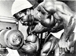 رابی رابینسون کیست؟ آشنایی با رابی رابینسون، آقای لایف&zwnj;استایل بدن&zwnj;سازی؛ از تحمل کم&zwnj;خونی داسی&zwnj;شکل تا نایب قهرمانی مستر المپیا؛ شاهزاده سیاه دنیای پرورش اندام