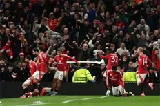 تصویر خبر لحظاتی جنون&zwnj;آمیز از بازگشت شیاطین سرخ مقابل لیون⁣