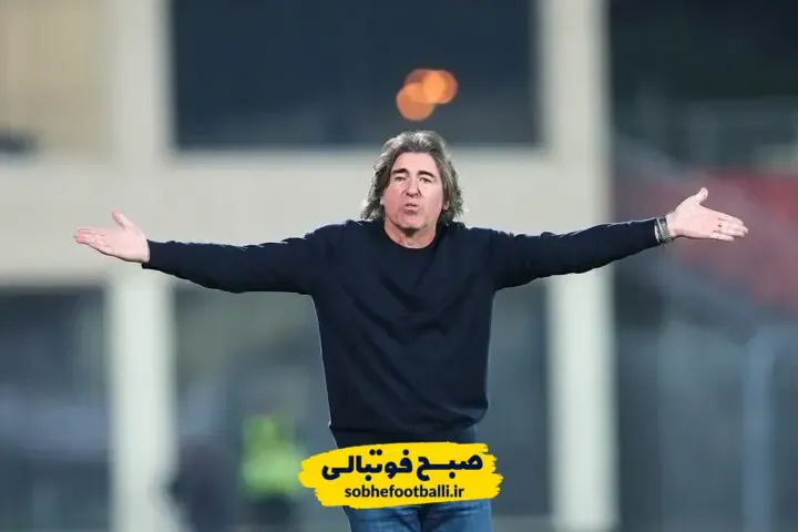 مربی یونانی استقلال هم آماده ترک ایران شد!