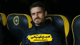 وریا غفوری: باید پای استقلال می&zwnj;ماندیم / برای قهرمانی می&zwnj;جنگیم