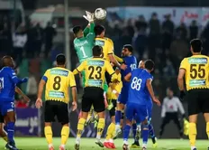 لیگ برتر فوتبال؛ افعی سپاهان سهمیه آسیایی را دزدید؛ برد قاطع طلایی&zwnj;پوشان حرفی برای رقیبان باقی نگذاشت