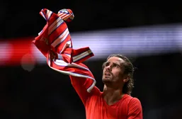 رسمی؛ رونمایی از پیراهن اول اتلتیکو مادرید در فصل ۲۰۲۵&ndash;۲۶