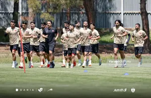 قرمزها سکوت را شکستند؛ استوری یک&zwnj;صدا و آتشین پرسپولیسی&zwnj;ها: &laquo;لیگ را تعطیل نکنید، ما آماده&zwnj;ایم!&raquo;