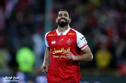 سرمربی که با یکی از شاگردانش هم تیمی بوده!