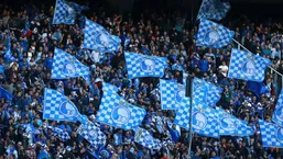 کری&zwnj;خوانی هواداران استقلال برای پرسپولیس