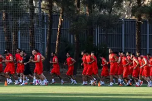 تاریخ و ساعت بازی تدارکاتی پرسپولیس با خیبر خرم&zwnj;آباد