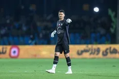 تصویر خبر هواداران استقلال خواهان اخراج کاپیتان!