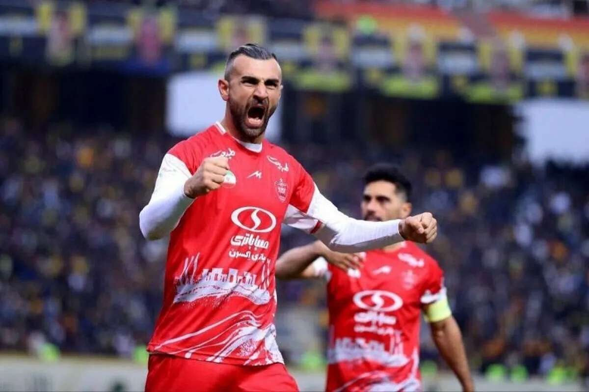 انتقاد مهاجم پرسپولیس از داوری در ایران