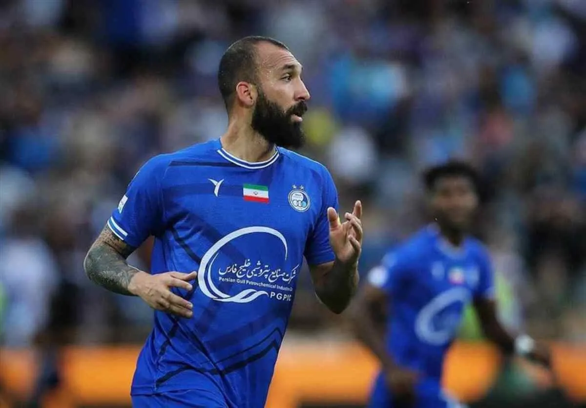 بازیکنی که بدون قرارداد در تمرین استقلال شرکت کرد!