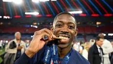 تصویر خبر توپ طلا مال عثمان! حمایت تمام&zwnj;قد رئیس PSG از دمبله