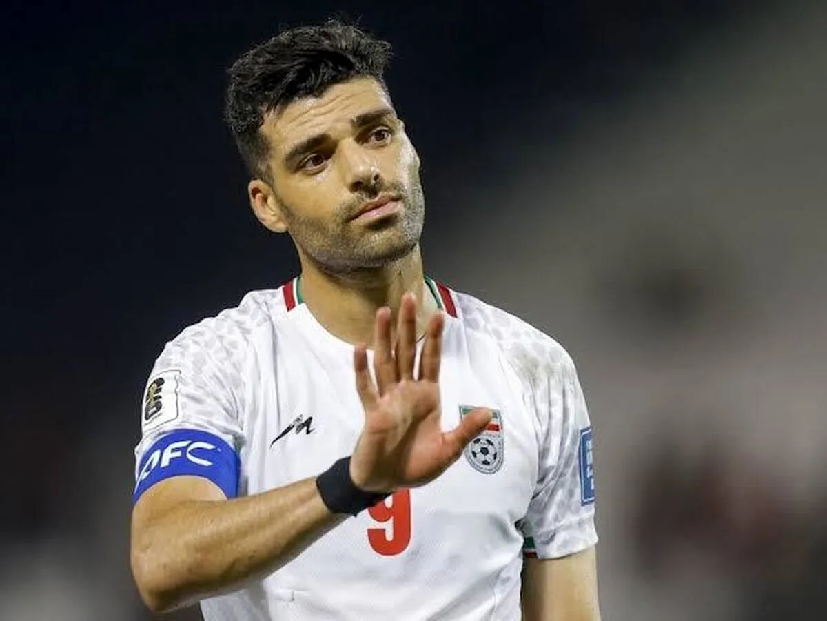 کنایه فدراسیون فوتبال به طارمی: کسی حق ندارد بگوید &laquo;هیچ کس ۱۰۰ خودش را وسط زمین نگذاشت!&raquo;