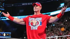 تصویر خبر آخرین مسابقه جان سینا در برند قرمز؛ کدام ستاره مقابل او می ایستد؟