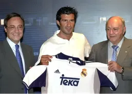 بمب لیگ قهرمانان اروپا؛ بازگشت تاریخی لوئیس فیگو به بارسلونا پس از ۲۵ سال