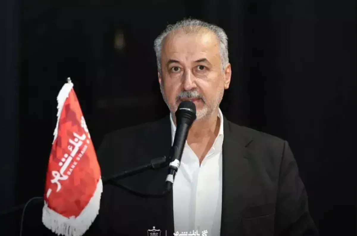 دفاعیه عجیب رضا درویش از هوادار متمول پرسپولیس!