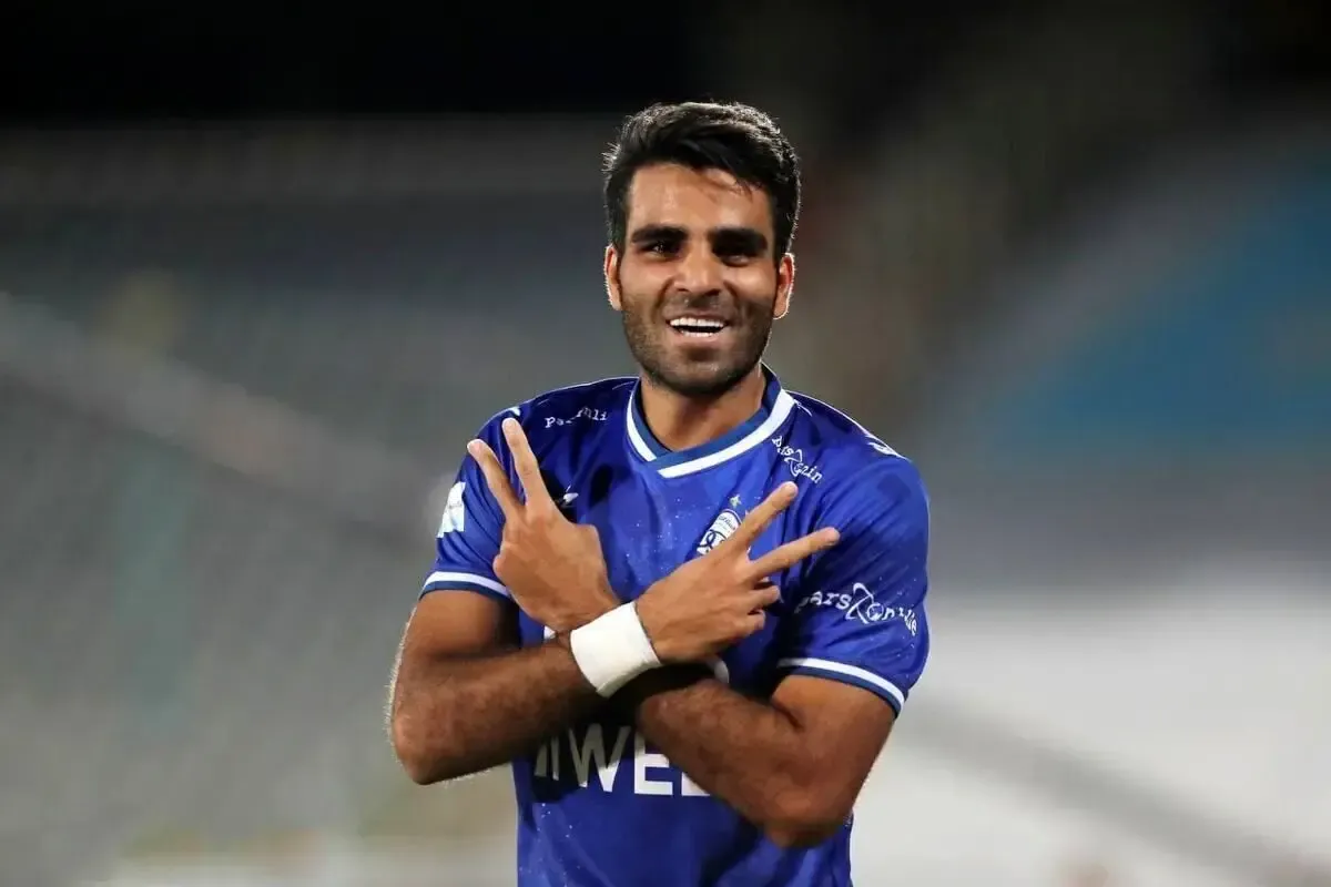 با جذب مدافع ازبک جدایی بک بازیکن از استقلال قطعی شد!