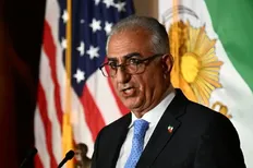 تصویر خبر رضا پهلوی: آماده ام در اولین فرصت به ایران بازگردم! | انتقاد تند صابرین&zwnj;نیوز