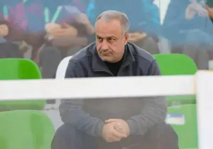 حسین خبیری: برگزاری بازی&zwnj;های لیگ در این شرایط سخت است اما فوتبال نباید تعطیل شود؛