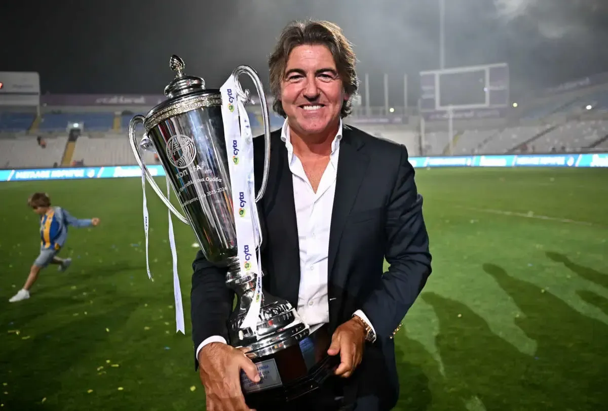 ساپینتو پیش قرارداد امضا کرده، سیدورف مخالف است؛د روسی گزینه جدید سیدورف!