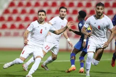 تصویر خبر هت&zwnj;تریک شجاع خلیل زاده در تغییر کپشن و واکنش بسیار زشت به انتقادات؛ &laquo;این کلاغ است که به عقاب حمله می&zwnj;کند!&raquo;