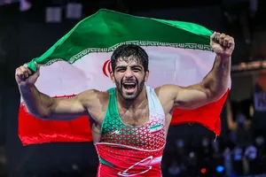 محمدهادی ساروی کیست؟+بیوگرافی