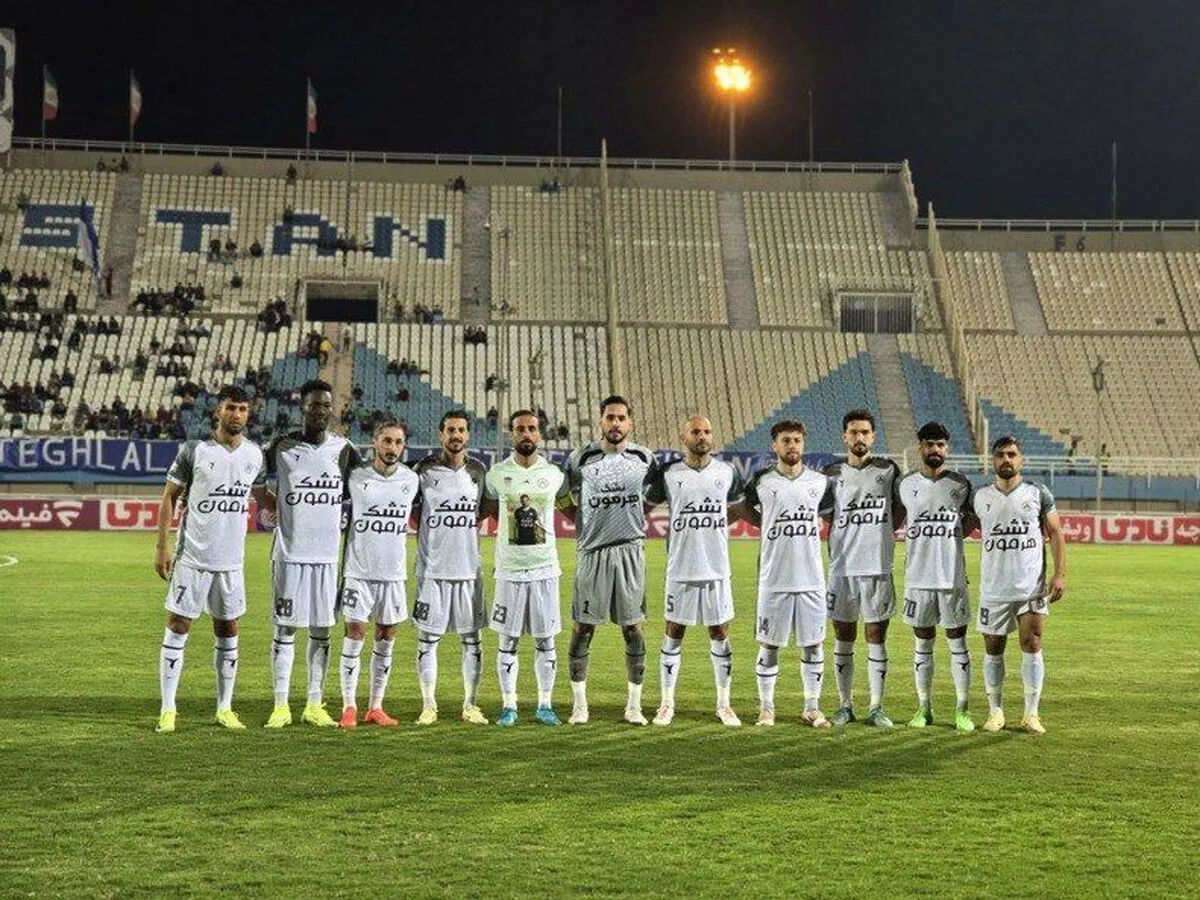 پوستر عجیب باشگاه ذوب آهن!