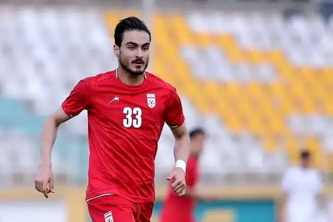 کسری طاهری به پرسپولیس پیوست

