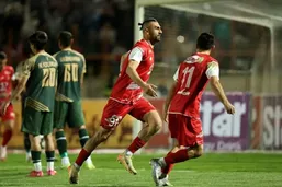 مهاجم پرسپولیس به فکر تیم جدید باشد!