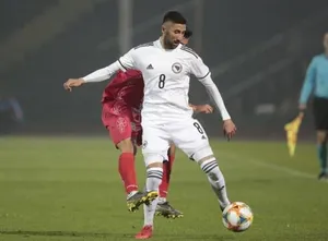 بیوگرافی بنیامین تاتار بازیکن مدنظر مهدی تارتار برای پرسپولیس