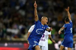 ویدئو |&zwnj; هوادار استقلال خودش را جلوی ماشین سیلوا انداخت!