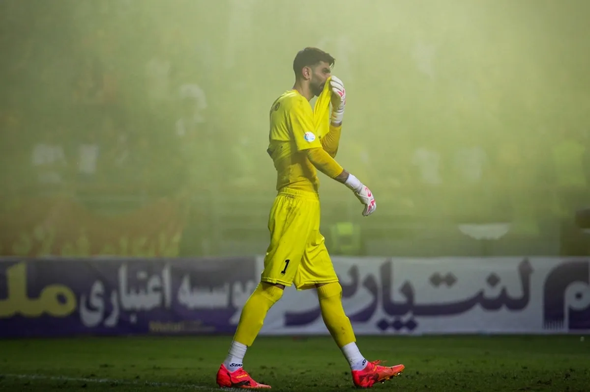 تراکتور سراغ گلر خارجی می&zwnj;رود؟