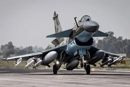 آیا چین جنگنده J‑10C به ایران داده است؟ واقعیت یا شایعه؟