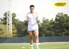 تصویر خبر انتقاد آشوری بازیکن ملوان از چمن؛ &laquo;بازی کردن روی این زمین سخت است&raquo;