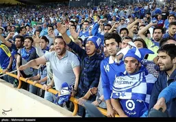 شعار جنجالی هواداران استقلال پس از باخت مقابل المحرق