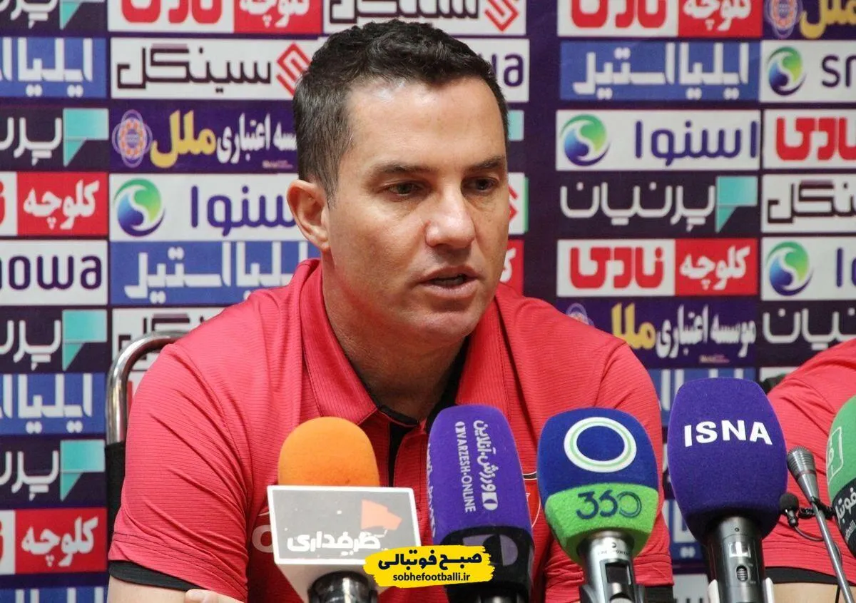 اوسمار: پرسپولیس بعد از مدت&zwnj;ها در صدر جدول قرار گرفته است؛ یاسین سلمانی؟ صحبتی ندارم!