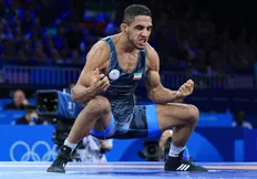 تصویر خبر کشتی آزاد قهرمانی جهان| عموزاد بی&zwnj;رحمانه فینالیست شد؛ تکرار فینال المپیک پاریس در زاگرب