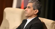 حسن کامرانی&zwnj;فر کمک&zwnj;داور بین&zwnj;المللی سابق ایران