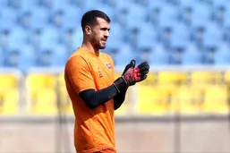 رفیعی در آستانه جدایی؛ پیشنهاد&zwnj;های لیگ برتری برای ستاره نیمکت&zwnj;نشین پرسپولیس