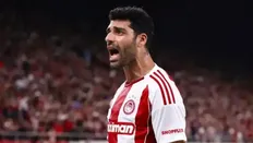 تصویر خبر گل تماشایی مهدی طارمی مقابل آریس سالونیکی در لیگ یونان + ویدیو