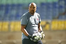 تصویر خبر مربی پرسپولیس به فولاد پیوست