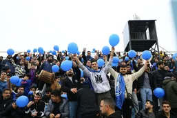 شعار کنایه&zwnj;آمیز هواداران استقلال علیه مدیرعامل پرسپولیس در دیدار با آلومینیوم