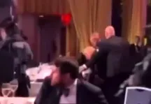 (ویدئو) لحظه تیراندازی در ضیافت شام ترامپ