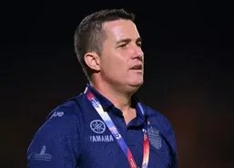 در فصل بدون جام پرسپولیس، اوسمار سه بار قهرمان شد!