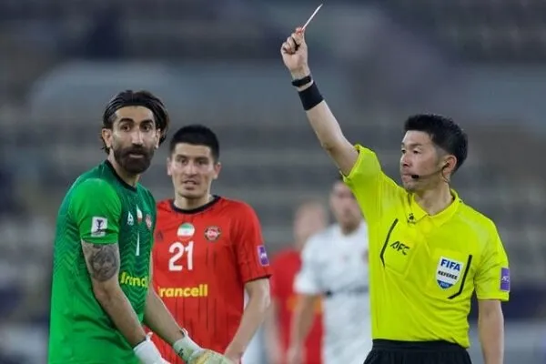 تیم های فوتبال شباب الاهلی امارات و تراکتور ایران